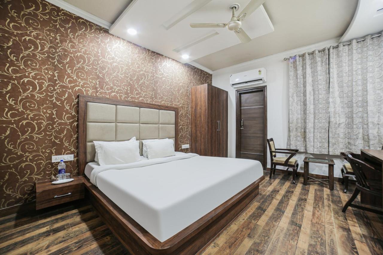 โอโย 8673 โฮเต็ล ฮอลลีวูด ไฮต์ Hotel อัมริตสา ภายนอก รูปภาพ