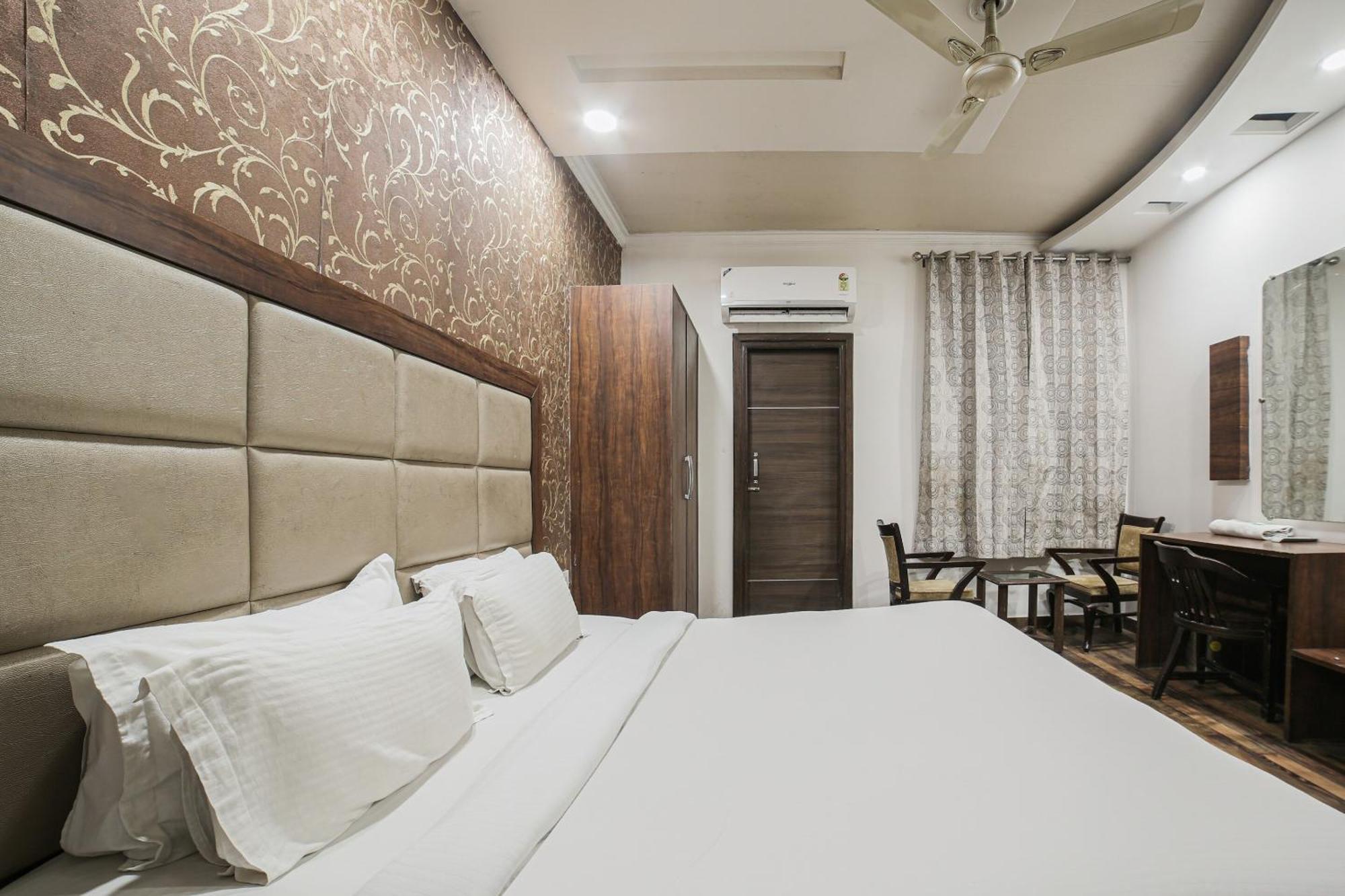 โอโย 8673 โฮเต็ล ฮอลลีวูด ไฮต์ Hotel อัมริตสา ภายนอก รูปภาพ
